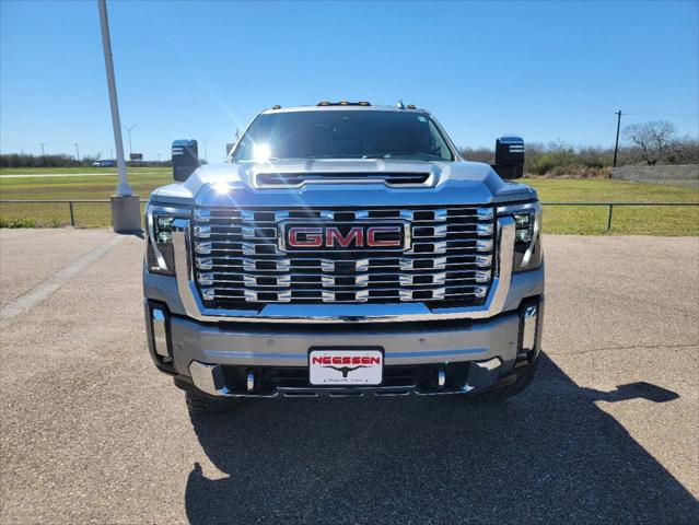 2024 GMC Sierra 2500HD 4WD Crew Cab Standard Bed Denali