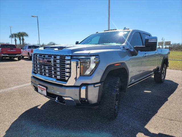 2024 GMC Sierra 2500HD 4WD Crew Cab Standard Bed Denali