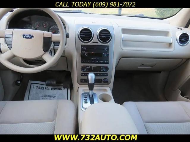 2005 Ford Freestyle SE