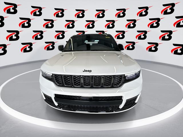 2025 Jeep Grand Cherokee GRAND CHEROKEE L SUMMIT 4X4