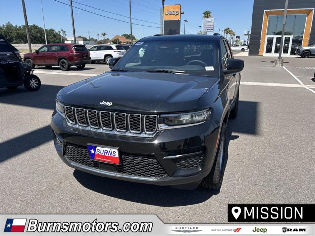 2025 Jeep Grand Cherokee GRAND CHEROKEE LAREDO 4X2