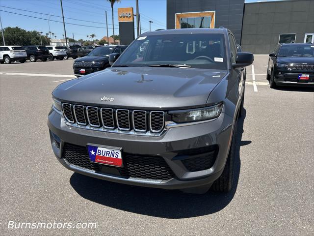 2025 Jeep Grand Cherokee GRAND CHEROKEE LAREDO 4X2