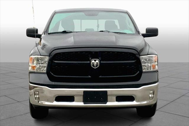 2020 RAM 1500 Classic SLT Crew Cab 4x4 64 Box