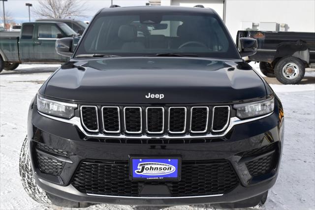 2025 Jeep Grand Cherokee GRAND CHEROKEE LAREDO X 4X4 2025 Jeep Grand Cherokee GRAND CHEROKEE LAREDO X 4X4