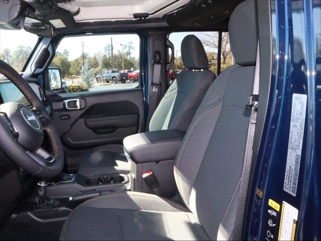 2025 Jeep Wrangler 4-Door Summit 4x4