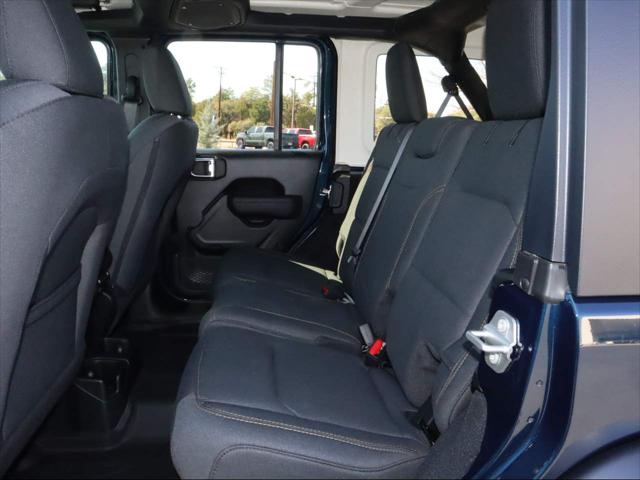 2025 Jeep Wrangler 4-Door Summit 4x4