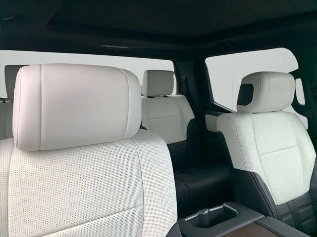 2025 Toyota Tundra Capstone CrewMax 6.4' Bed