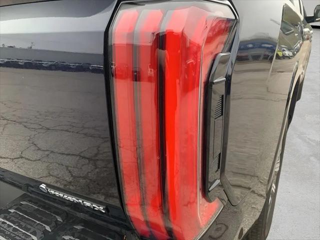 2025 Toyota Tundra Capstone CrewMax 6.4' Bed