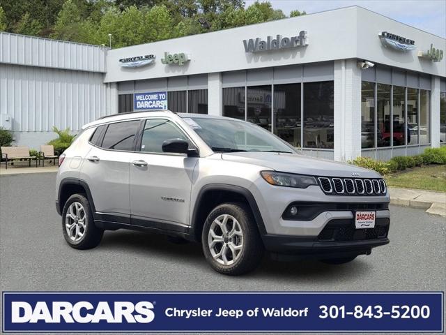 2025 Jeep Compass COMPASS LATITUDE 4X4