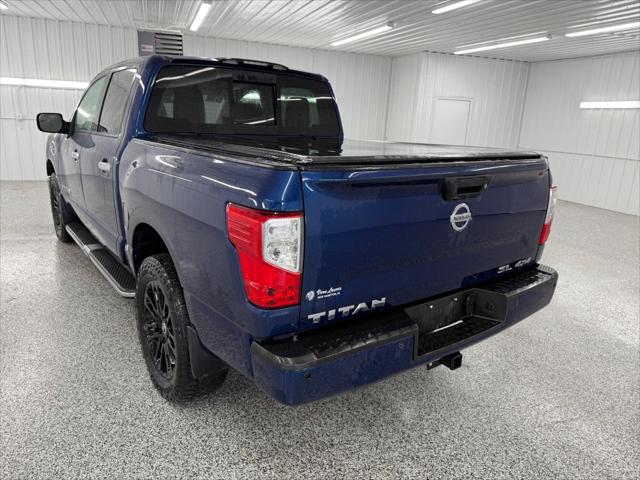 2017 Nissan TITAN SL 2017 Nissan TITAN SL