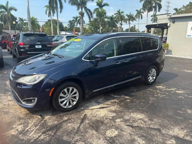 2019 Chrysler Pacifica Touring L