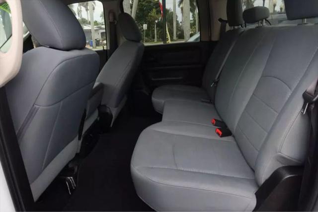 2019 Ram 1500 Classic Express Crew Cab 4x2 5'7" Box