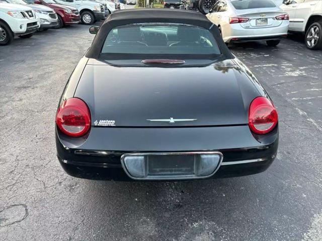 2005 Ford Thunderbird Deluxe