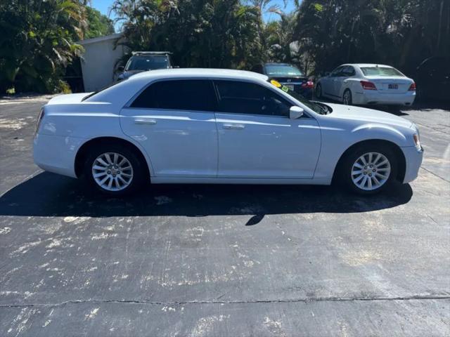 2014 Chrysler 300 300