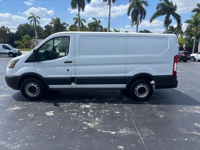 2017 Ford Transit w/60/40 Side Door w/RWB Van