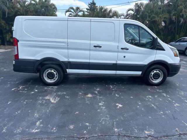 2017 Ford Transit w/60/40 Side Door w/RWB Van