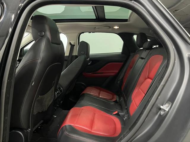 2017 Jaguar F-PACE 35t R-Sport