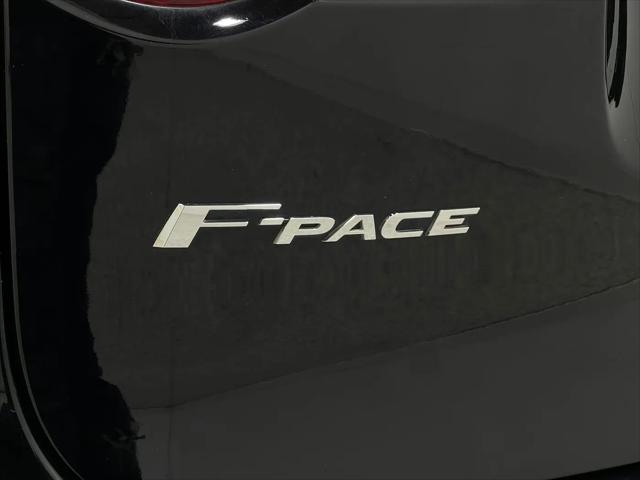 2017 Jaguar F-PACE 35t R-Sport