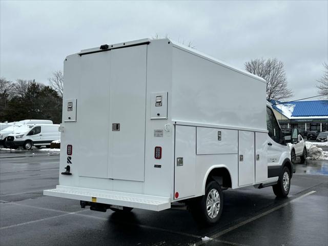 2024 Ford Transit Cutaway Base