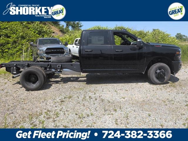 2025 RAM Ram 3500 Chassis Cab RAM 3500 TRADESMAN CREW CAB CHASSIS 4X4 60 CA