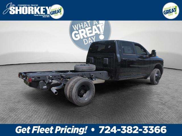 2025 RAM Ram 3500 Chassis Cab RAM 3500 TRADESMAN CREW CAB CHASSIS 4X4 60 CA