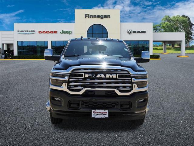 2025 RAM Ram 3500 RAM 3500 LIMITED MEGA CAB 4X4 64 BOX