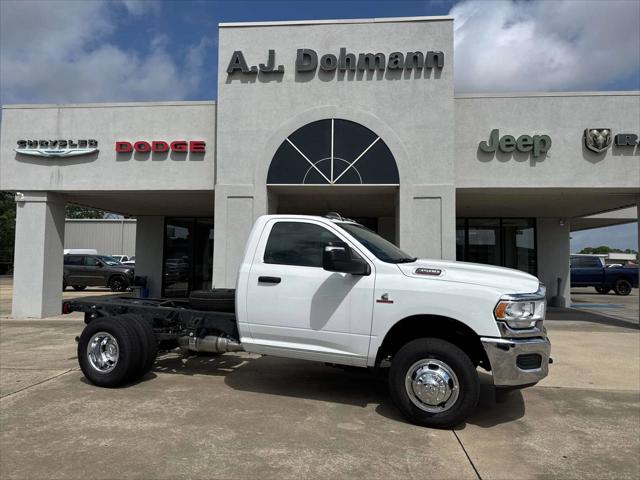 2024 RAM Ram 3500 Chassis Cab RAM 3500 TRADESMAN CHASSIS REGULAR CAB 4X4 60 CA