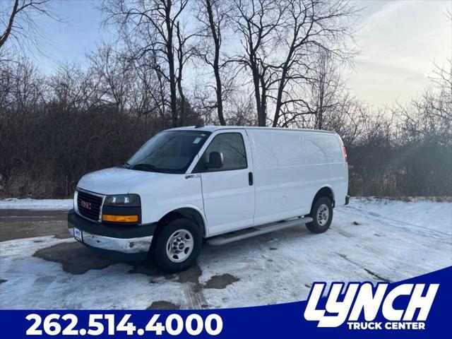 2022 GMC Savana Cargo RWD 2500 Regular Wheelbase Work Van