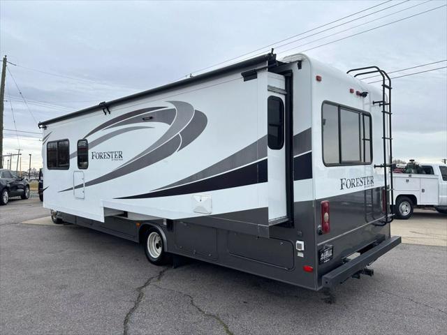 2016 Ford E-450 Cutaway 3051 Ford