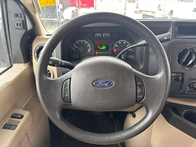 2016 Ford E-450 Cutaway 3051 Ford