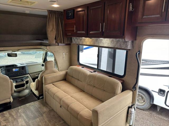 2016 Ford E-450 Cutaway 3051 Ford