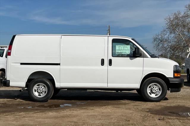 2025 Chevrolet Express Cargo Van RWD 2500 Regular Wheelbase WT