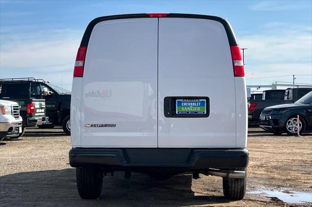 2025 Chevrolet Express Cargo Van RWD 2500 Regular Wheelbase WT