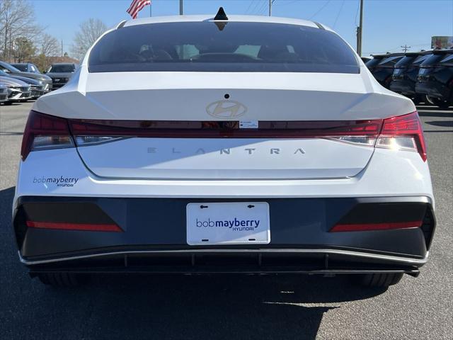 2025 Hyundai Elantra SEL Convenience