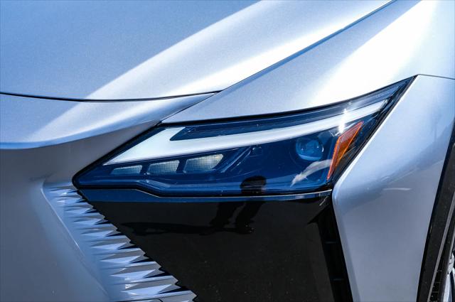 2025 Lexus 300 RZ 300e