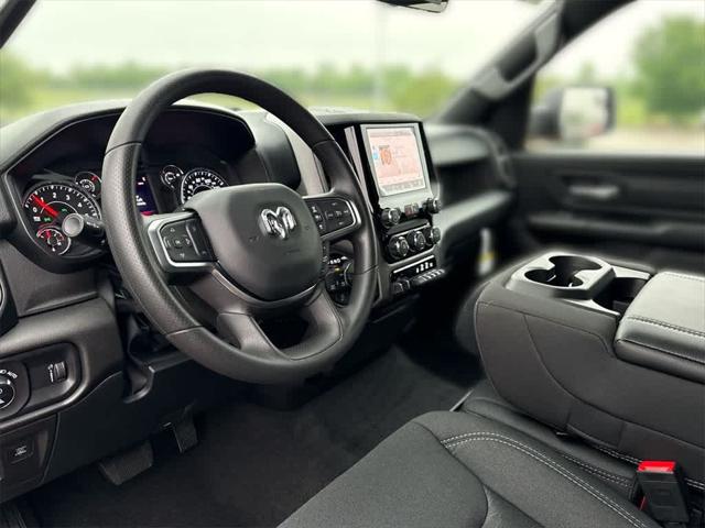 2025 RAM Ram 1500 RAM 1500 TRADESMAN CREW CAB 4X4 57 BOX