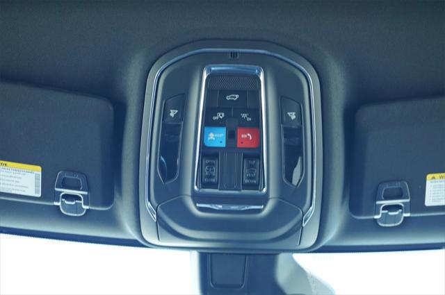 2025 Jeep Grand Cherokee GRAND CHEROKEE L LAREDO X 4X2