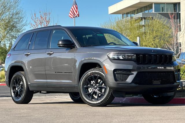 2025 Jeep Grand Cherokee GRAND CHEROKEE ALTITUDE 4X4
