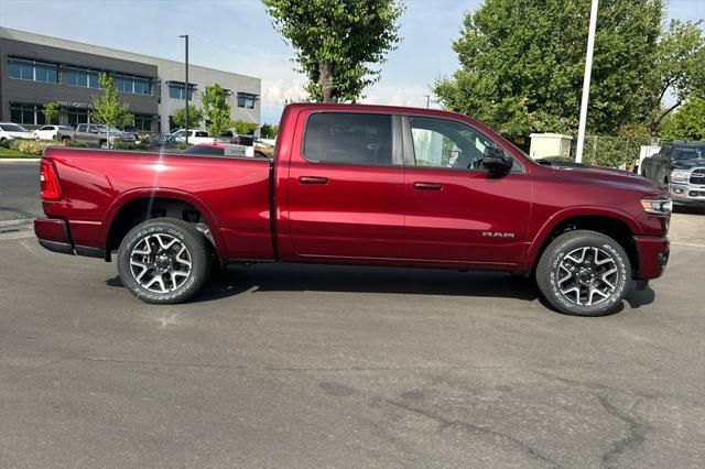 2025 RAM Ram 1500 RAM 1500 LARAMIE CREW CAB 4X4 64 BOX