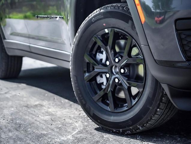 2025 Jeep Grand Cherokee GRAND CHEROKEE L ALTITUDE 4X2