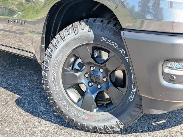 2025 RAM Ram 1500 RAM 1500 WARLOCK CREW CAB 4X4 57 BOX