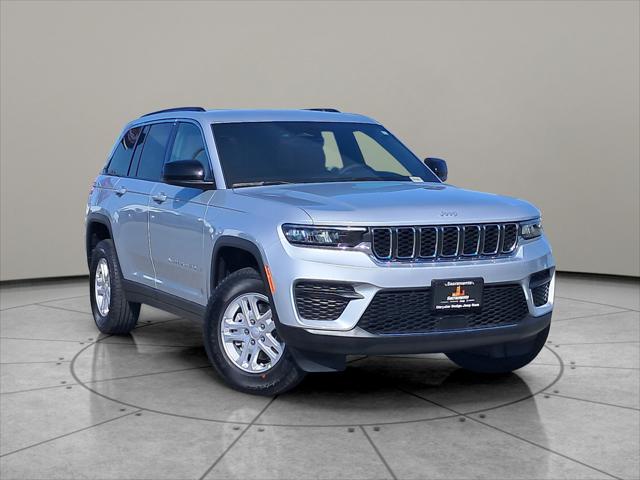 2025 Jeep Grand Cherokee GRAND CHEROKEE LAREDO 4X4