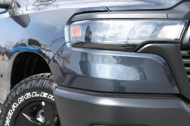2025 RAM Ram 1500 RAM 1500 WARLOCK CREW CAB 4X4 57 BOX