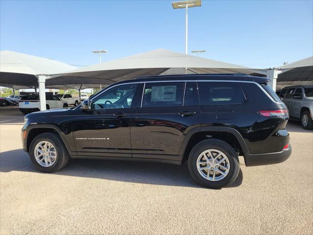 2025 Jeep Grand Cherokee GRAND CHEROKEE L LAREDO X 4X4