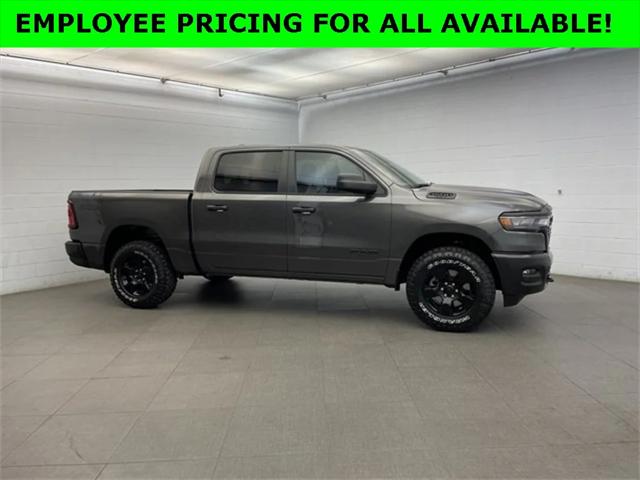 2025 RAM Ram 1500 RAM 1500 WARLOCK CREW CAB 4X4 57 BOX