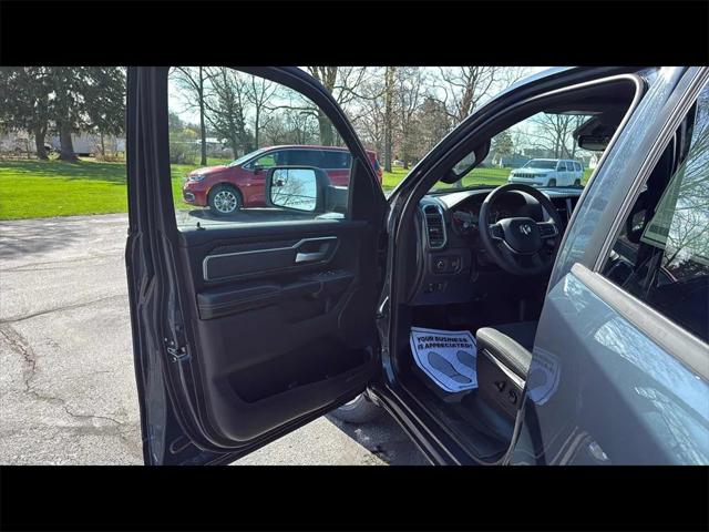 2025 RAM Ram 1500 RAM 1500 BIG HORN CREW CAB 4X4 57 BOX