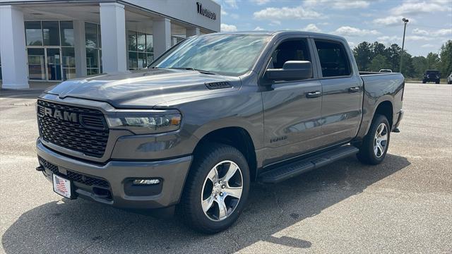 2025 RAM Ram 1500 RAM 1500 TRADESMAN CREW CAB 4X4 57 BOX
