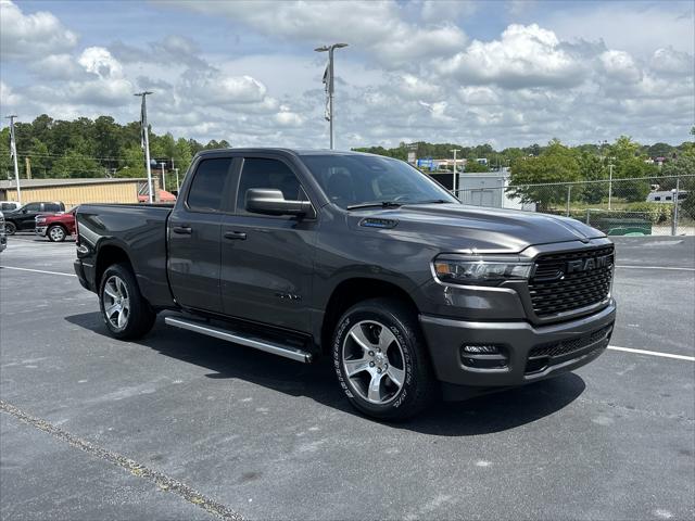 2025 RAM Ram 1500 RAM 1500 TRADESMAN QUAD CAB 4X2 64 BOX