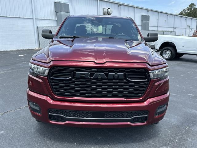2025 RAM Ram 1500 RAM 1500 TRADESMAN QUAD CAB 4X2 64 BOX