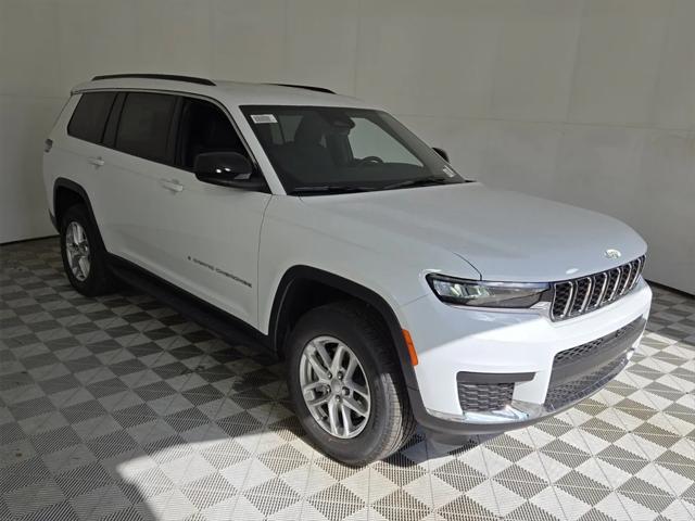 2025 Jeep Grand Cherokee GRAND CHEROKEE L LAREDO 4X2